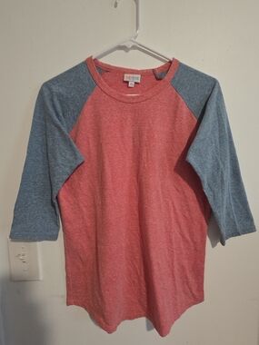 LuLaRoe Raglan Tee - Coral Body with Heather Gray Sleeves